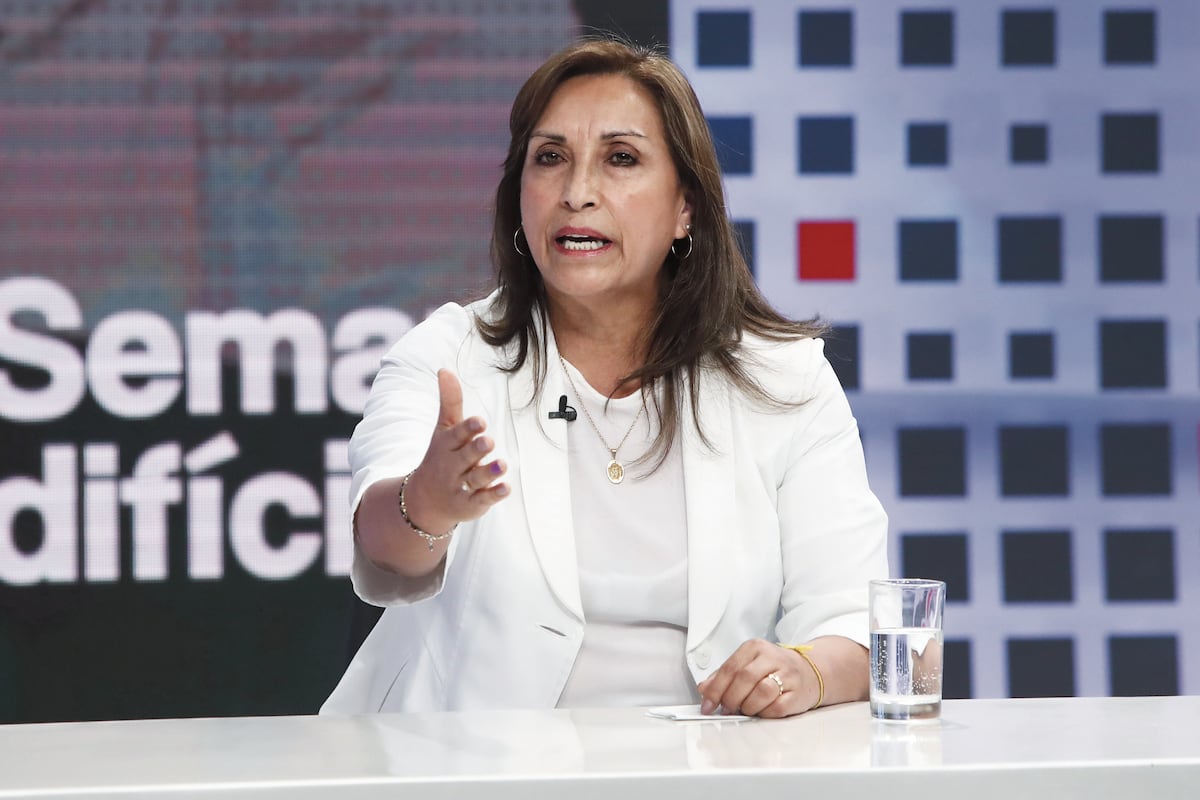 En una ocasión la presidenta Dina Boluarte dio una ronda de entrevistas con diversos medios, entre ellos Cuarto Poder. Sin embargo, su silencio es más avasallante.