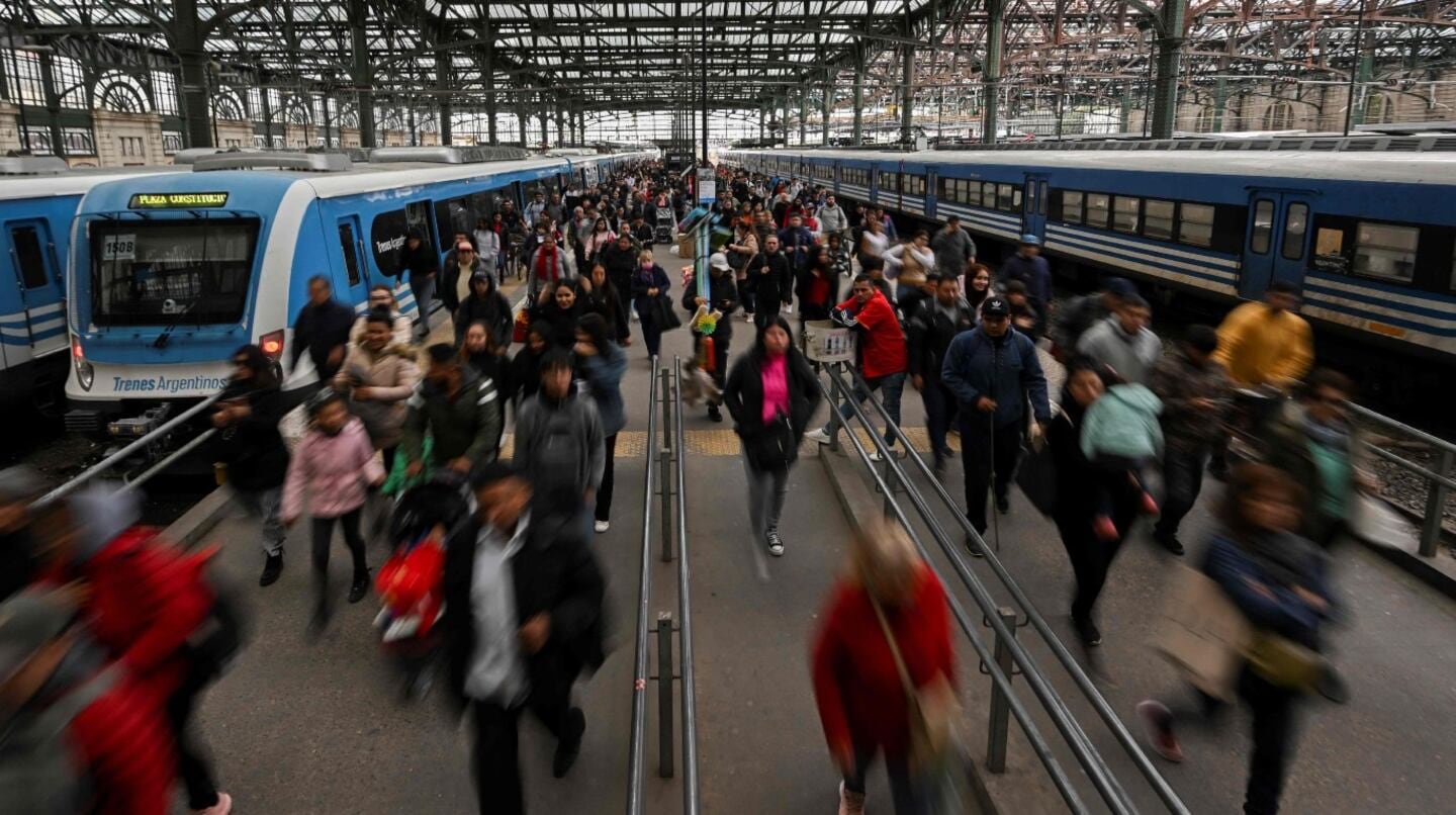 Imagen de archivo de una parada del Subte en Buenos Aires, Argentina. (Foto: AFP)