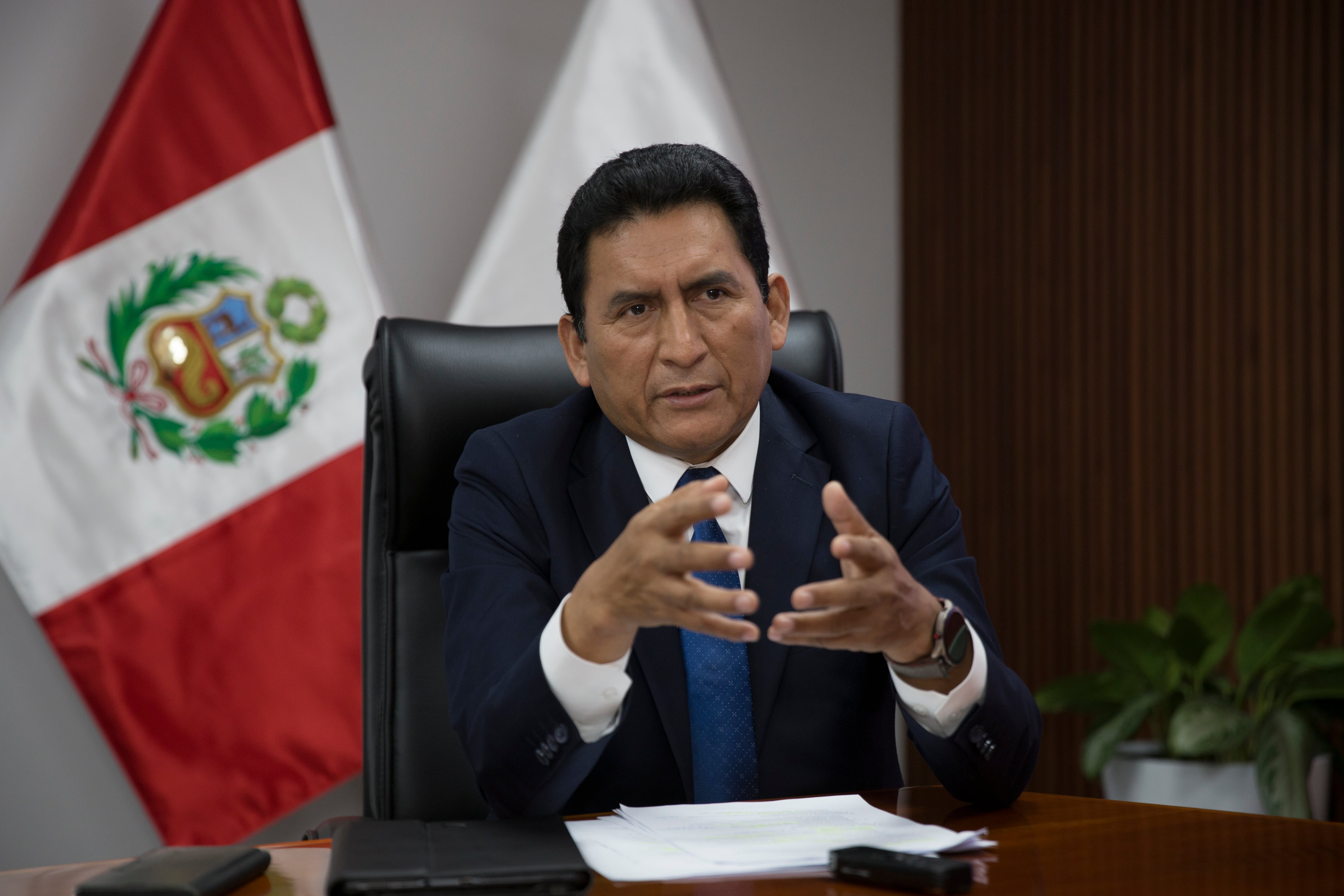 César Quispe, ministro de la Producción, en entrevista con Diario Gestión. Foto: Ernesto Quilcate (@photo.gec).