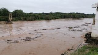 Río Tumbes sigue en umbral rojo y pone en riesgo seis centros poblados por desborde