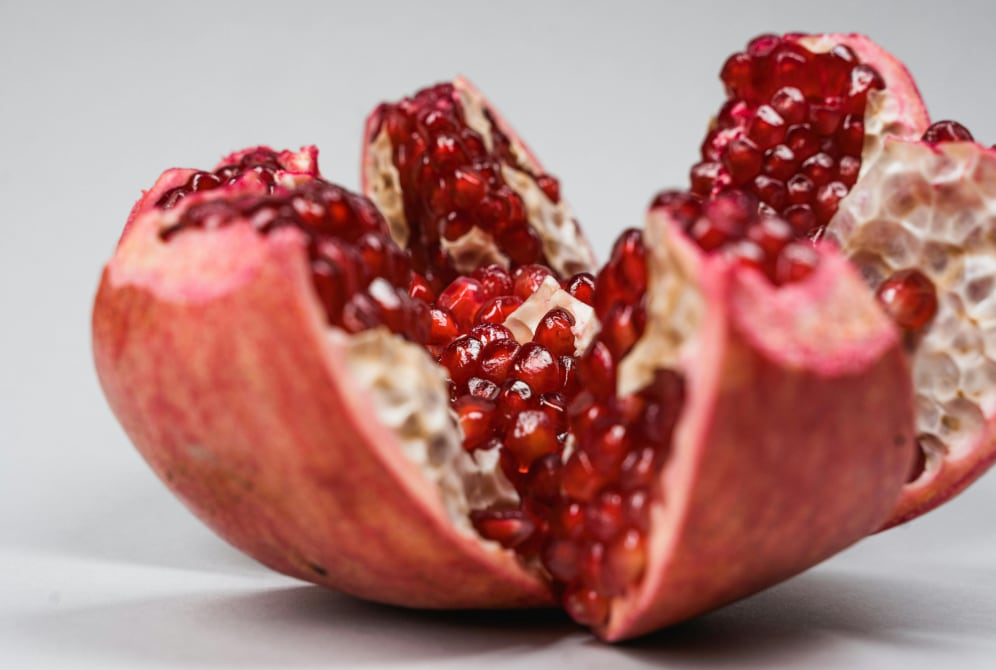 Los arilos (las semillas listas para consumir) ganan espacio y generan más valor por kilo. (Foto: Pexels)