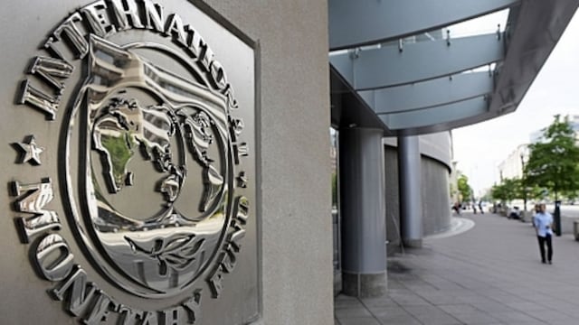 El FMI dialogará con Grecia para encarrilar programa económico