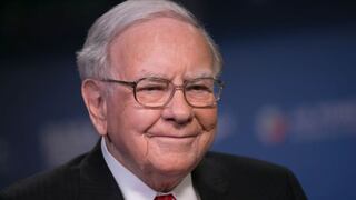 Cenar con Warren Buffett es un lujo que cuesta US$ 4.6 millones