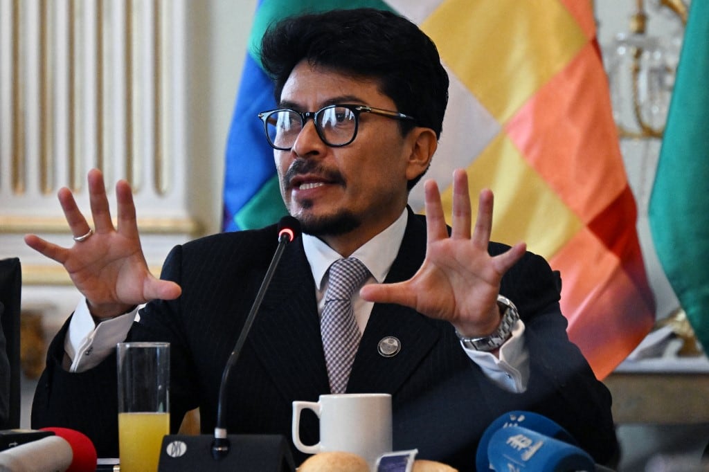 Bolivia�s Foreign Minister Fernando Aramayo speaks during a meeting with the international press on May 6, 2026, in La Paz. On the occasion, Aramayo stated that the country is seeking to reach a technological cooperation agreement with the United States to boost the development of its lithium industry. (Photo by Aizar RALDES / AFP)