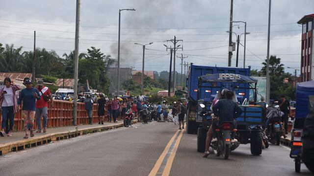 Madre de Dios: policía desbloquea vías de acceso a Puerto Maldonado