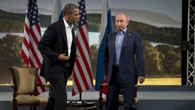 Barack Obama cancela reunión en Moscú con Vladimir Putin