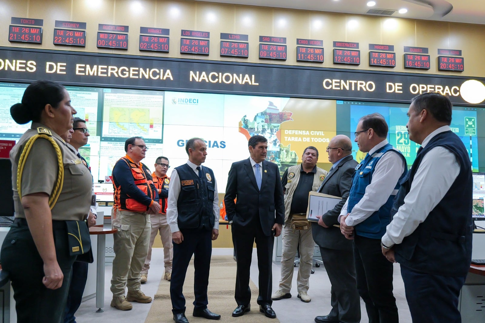 El presidente del Consejo de Ministros, Luis Arroyo, informó que 315 distritos presentan condiciones de riesgo por el Fenómeno El Niño.