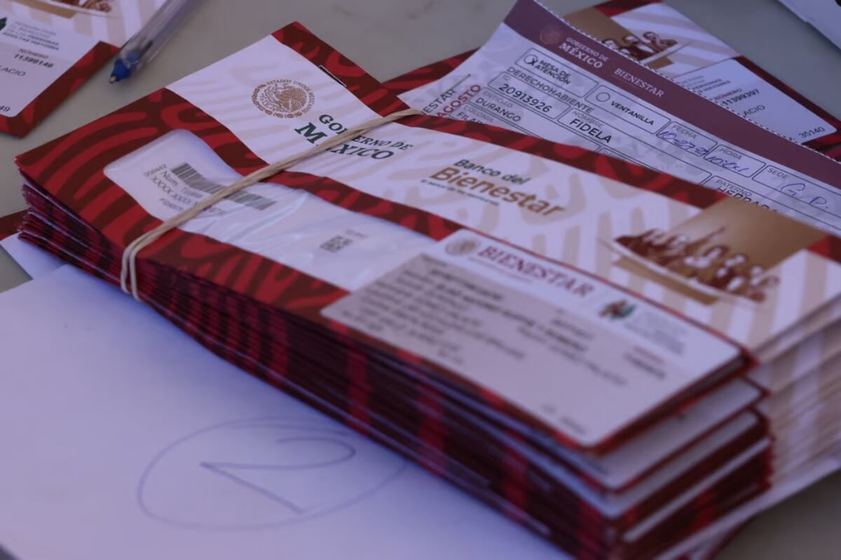 La Pensión Bienestar para adultos mayores de 65 años equivale a 4,800 pesos mexicanos (Foto: Bienestar / Twitter)