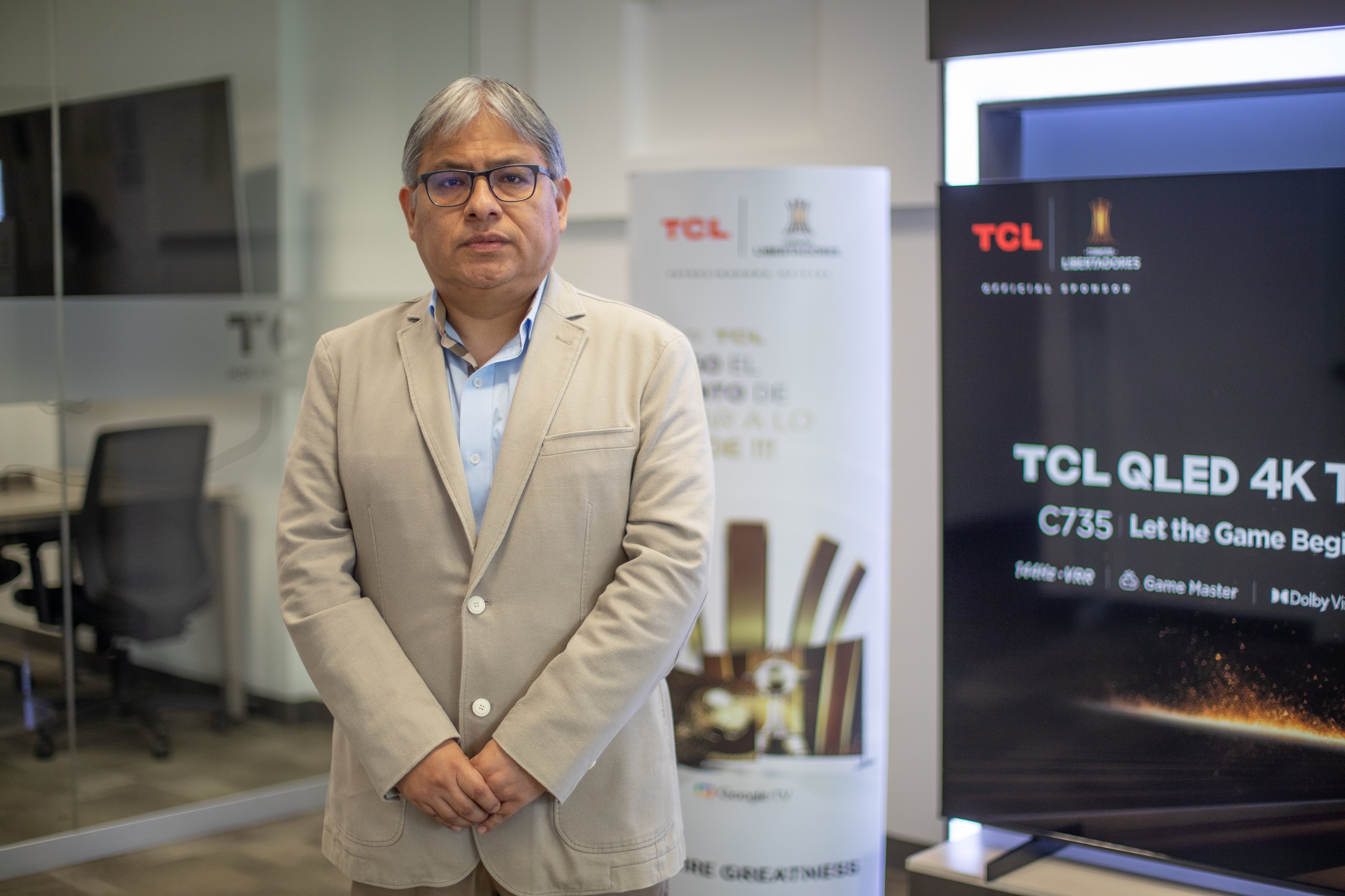 Roberto De la Cruz, vicepresidente de TCL Electronics en Perú, comentó sus planes de incorporar nuevas categorías, más allá de televisores. (Foto: GEC)