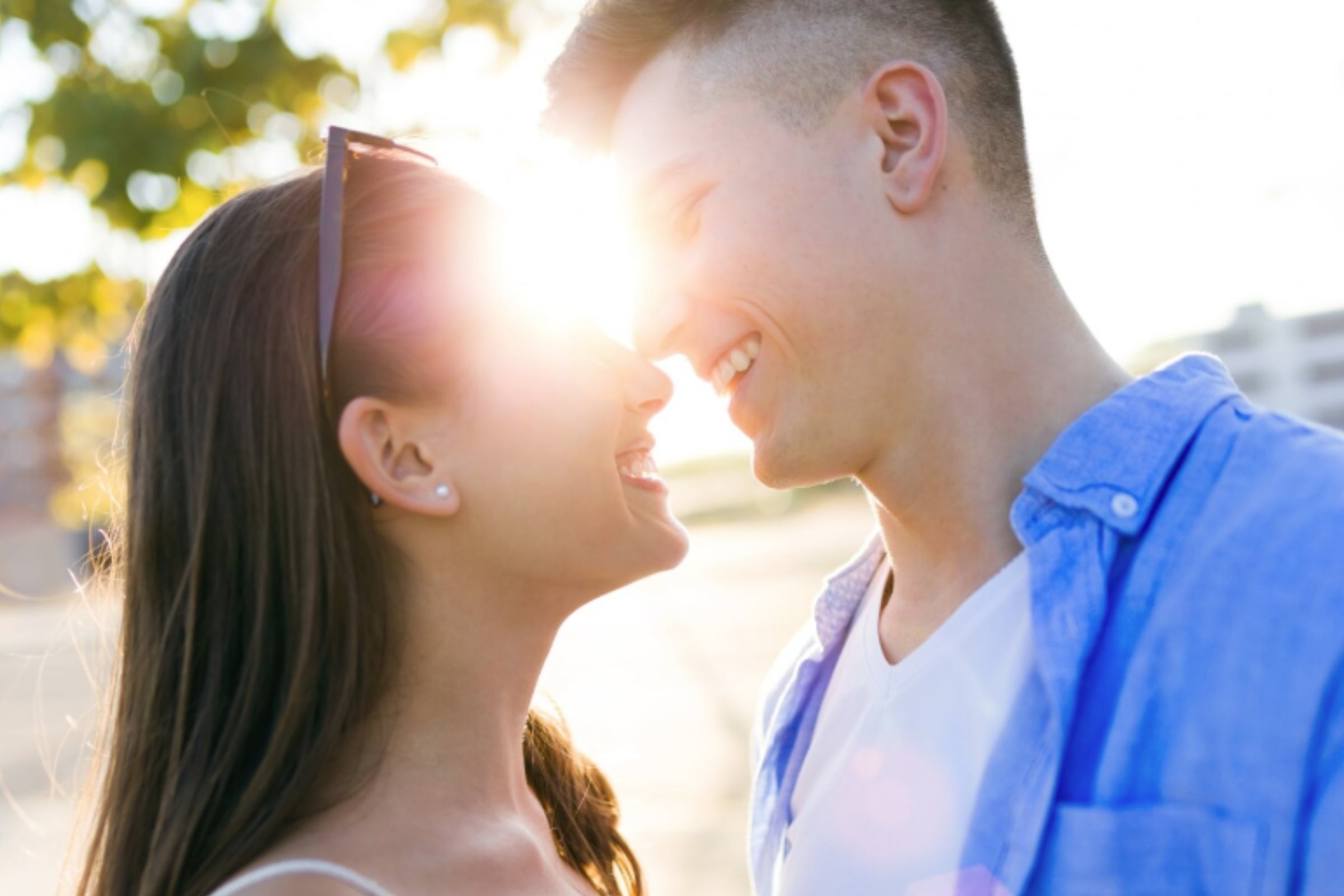 Las parejas que residen en algún estado del centro de EE.UU. podrán disfrutar de un ambiente agradable en el Día de San Valentín. (Crédito: freepik)