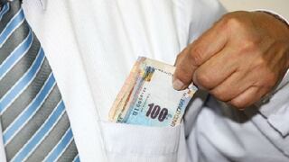 Becas para posgrados: Pronabec exige a postulantes tener bajas deudas en el sistema financiero