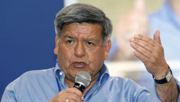 César Acuña negó que Wilfredo Oscorima haya regresado oficialmente a APP. Foto: gob.pe