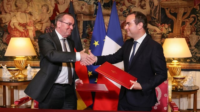 Francia y Alemania firman acuerdo sobre el tanque del “futuro”