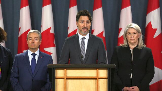 Justin Trudeau prometió “justicia” a familiares de víctimas canadienses de avión derribado en Irán 