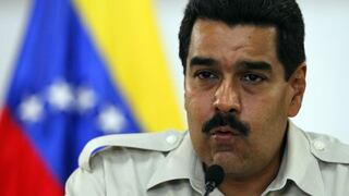 Maduro entrega a poder electoral decreto de Constituyente en Venezuela