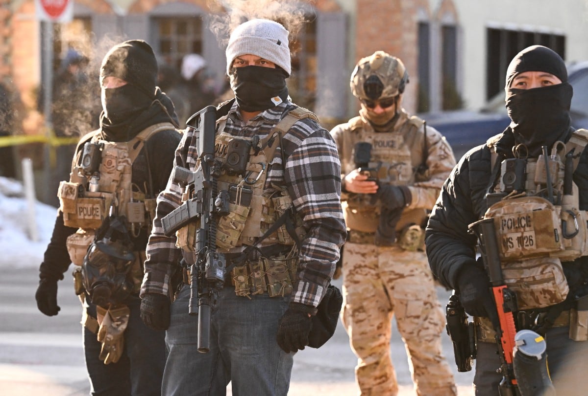 La gobernadora de Nueva York anunció la semana pasada una ley para impedir que las autoridades federales utilicen a los agentes de policía y las cárceles locales en su campaña de deportación de inmigrantes. | Crédito: AFP