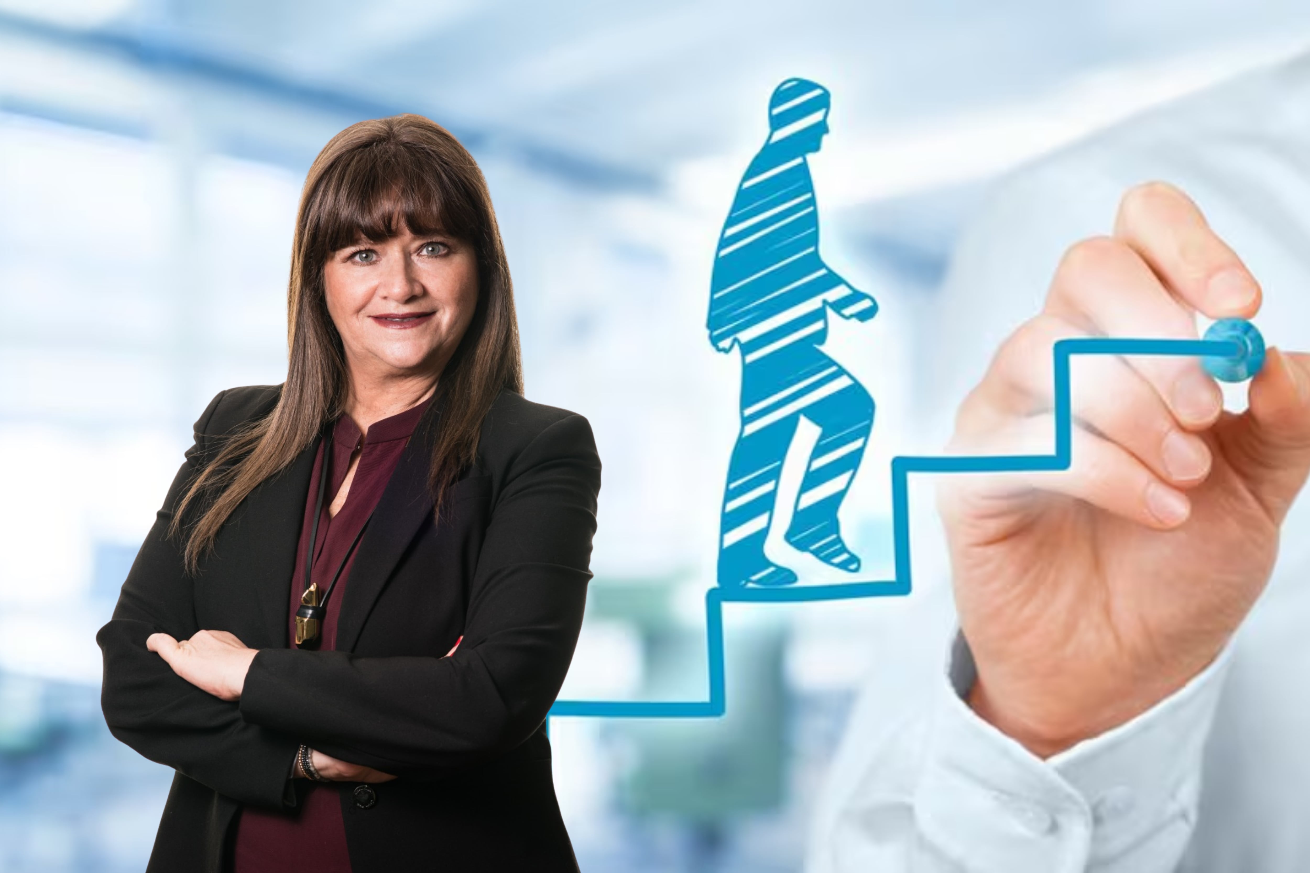 Marcela León es uno de los 4 socios que diseñó y creó la plataforma Phoenix, una startups para ejecutivos y profesionales que quieran "diseñar" su vida para después de los 50 años. Foto: Phoenix