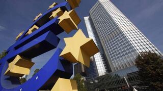 Retroceso económico disminuye en zona euro en noviembre