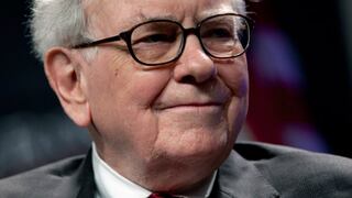 Buffett dice que mercado bursátil de Estados Unidos subirá independiente de victoria de Trump