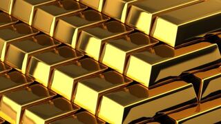 Precio del oro cae 0.9% por sólidos datos económicos de EE.UU.
