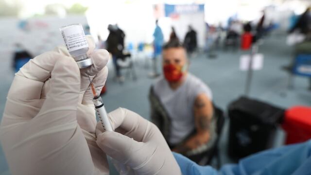 Este domingo llegó al país 1 millón de dosis de la vacuna contra el COVID-19 de Sinopharm