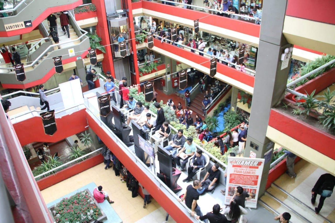 El centro comercial pone el foco en la gastronomía para impactar en la llegada de nuevos públicos. (Foto: Arenales)