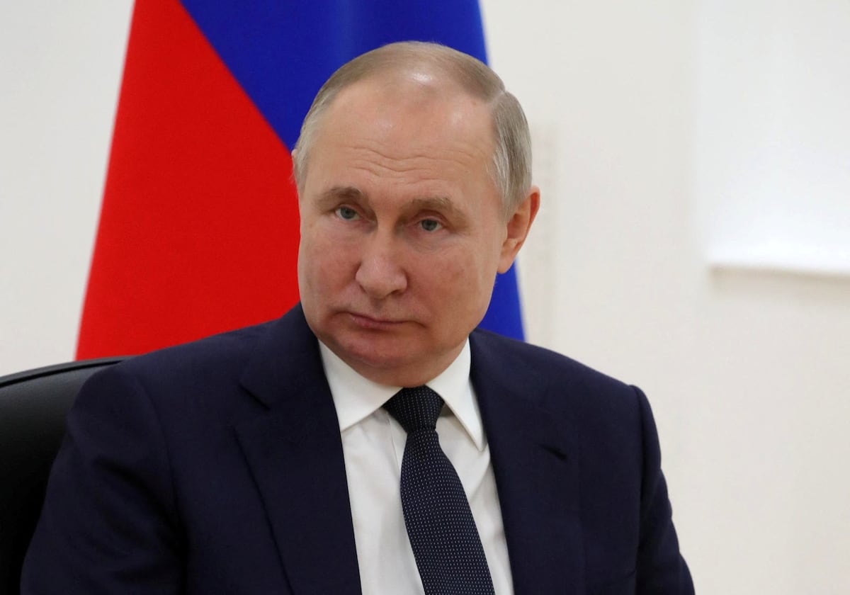 Vladimir Putin, presidente de Rusia, durante una reunión con su par de Bielorrusia, Alexander Lukashenko. (Sputnik/Mikhail Klimentyev/Kremlin vía REUTERS)