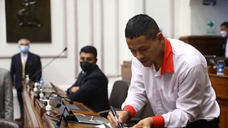 Congreso: Abel Reyes solicitó quedarse hasta fin de octubre en Rusia