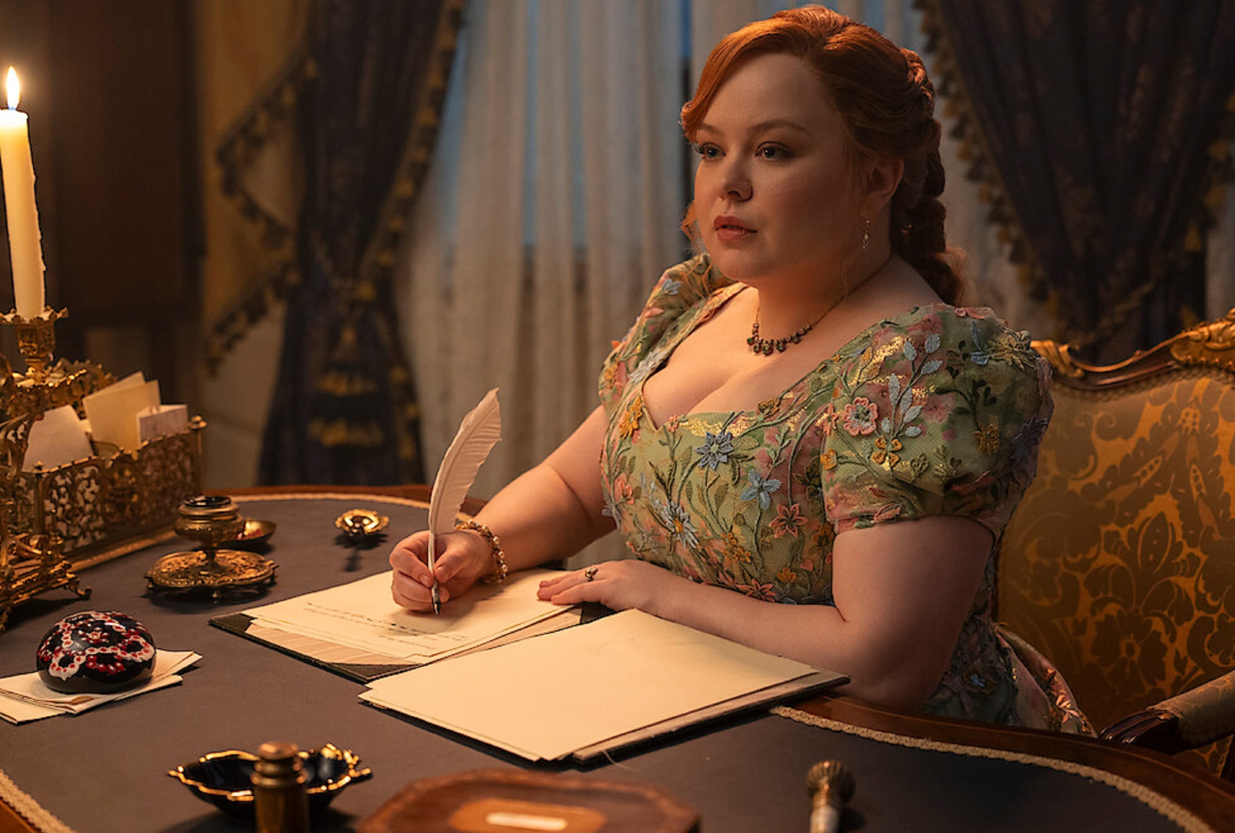 ¿Penélope (Nicole Coughlan) fingió su retiro para recuperar el anonimato de Lady Whistledown al final de la cuarta temporada de "Bridgerton"? (Foto: Netflix)