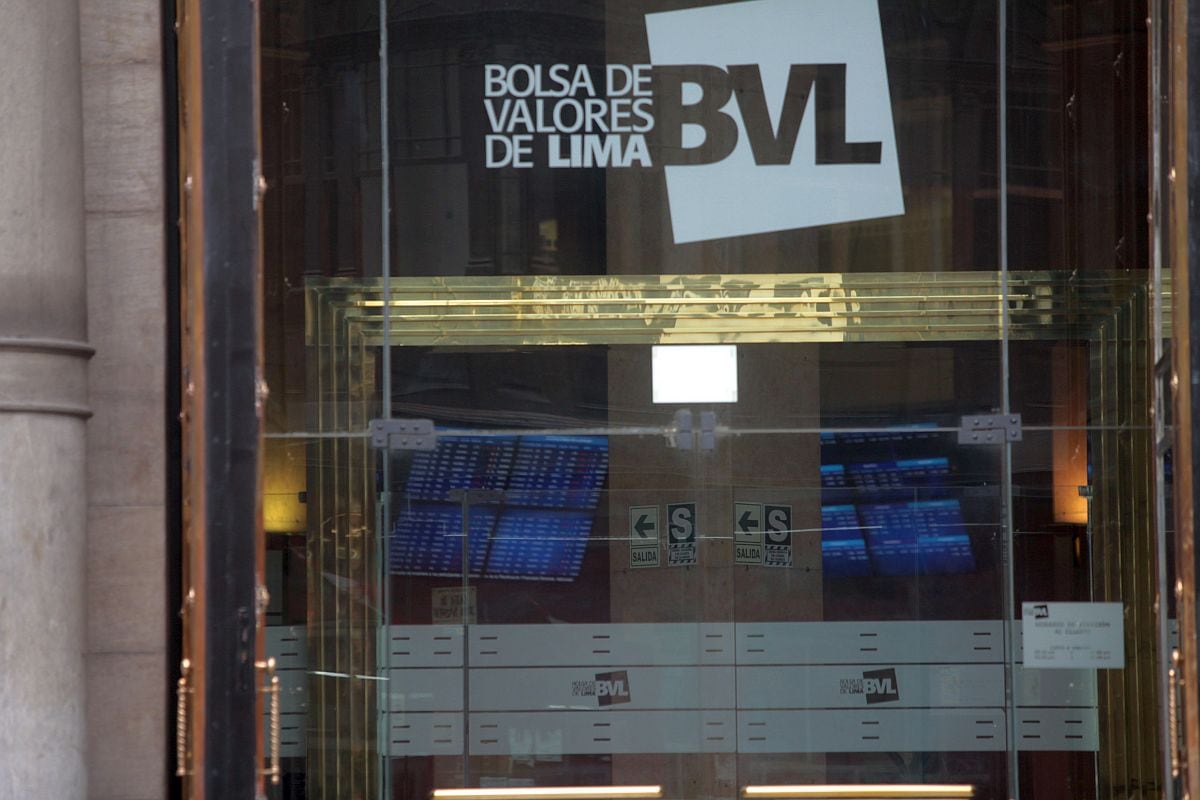 Durante la sesión se cotizaron acciones de 95 empresas, de las cuales 50 subieron, 19 bajaron y 26 no registraron variación. (Foto: GEC)