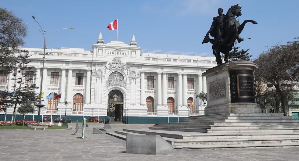 Perú busca resolver urgencias con facultades legislativas