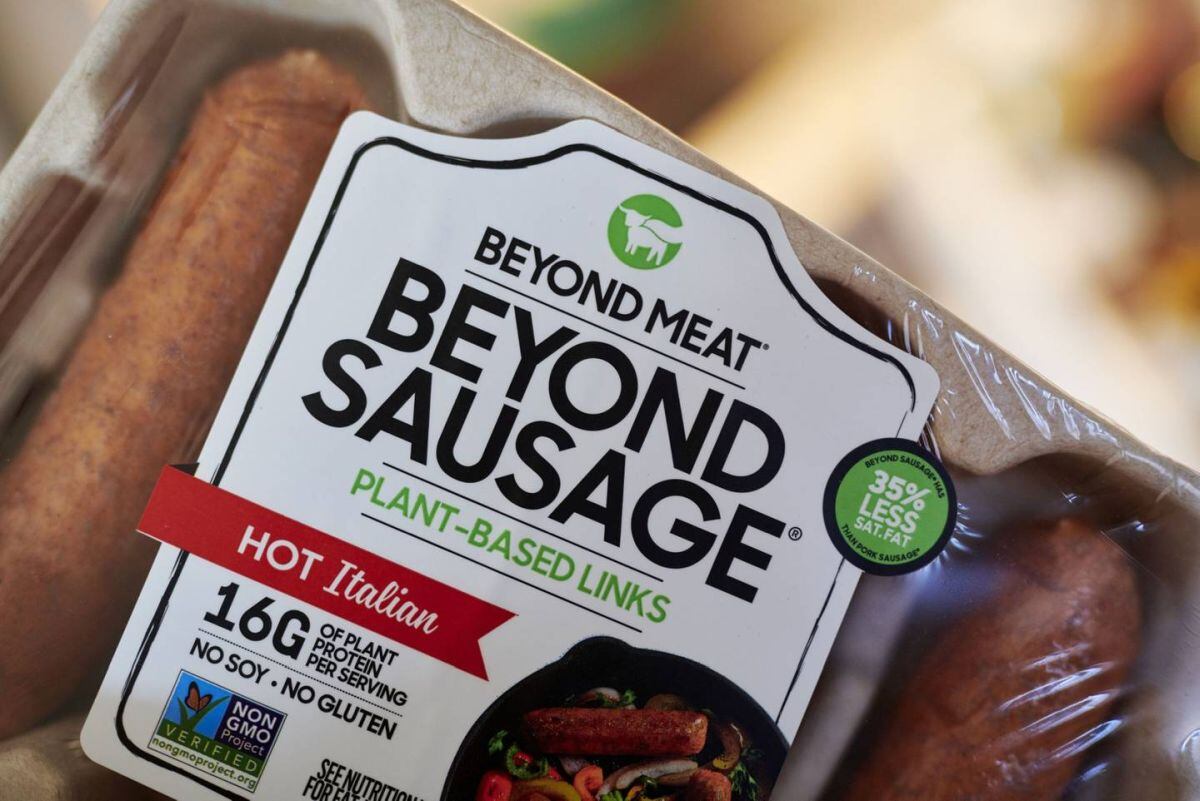 Beyond MeatUn paquete de salchichas de Beyond Meat, en el barrio de Brooklyn de Nueva York, Estados Unidos.(Bloomberg/Gabby Jones)