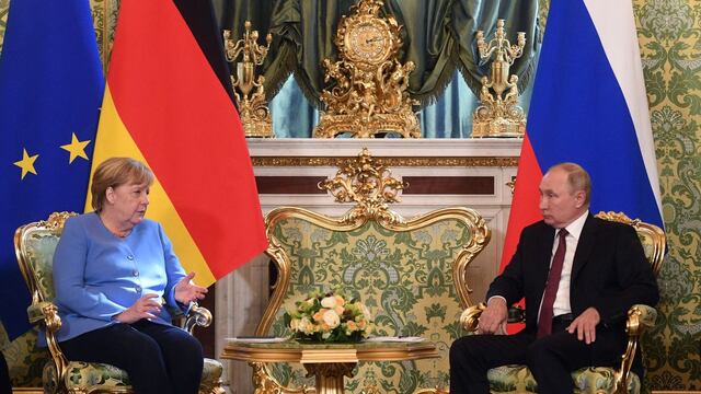Putin-Merkel, una montaña rusa sin final feliz