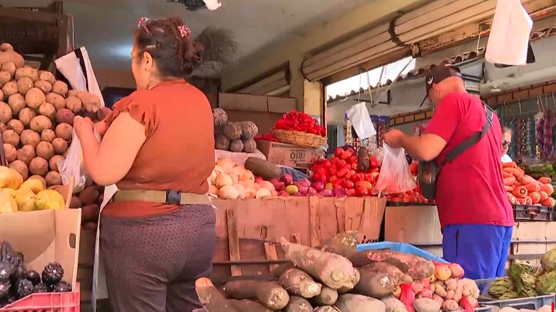 EFEMÉRIDES. El 50% del repunte de la inflación es por alza de precios en el exterior y el 25% por el tipo de cambio
