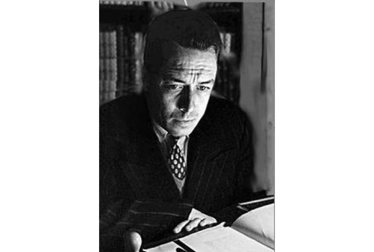 Con su cita del día, Albert Camus propone mirar las adversidades con resiliencia y confianza. | Crédito: Autor desconocido