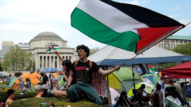 Crece debate sobre si protestas estudiantiles en EE.UU. son antisemitas o antibélicas