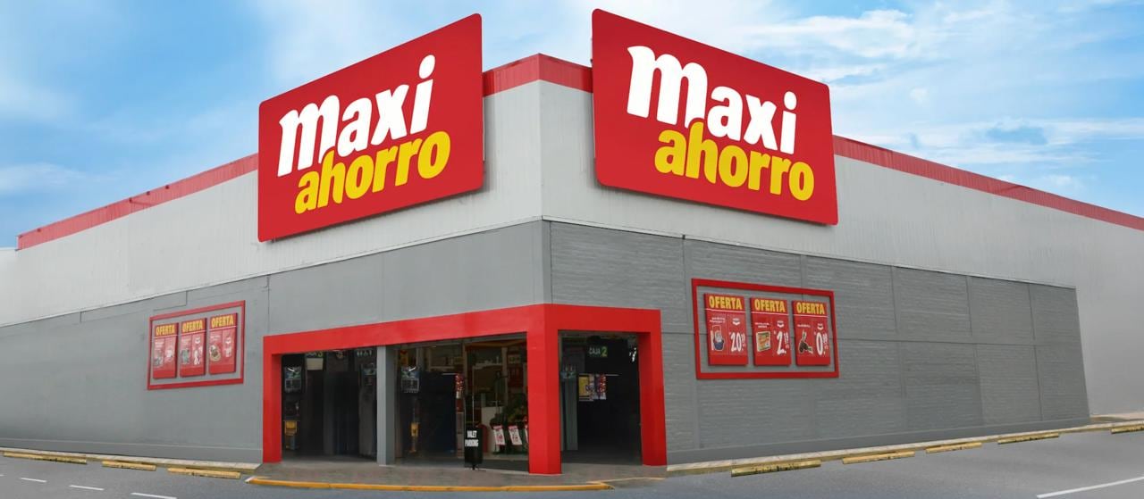 Las nuevas tiendas de MaxiAhorro incorporan cajas automatizadas y zonas de autoservicio. (Foto: MaxiAhorro).