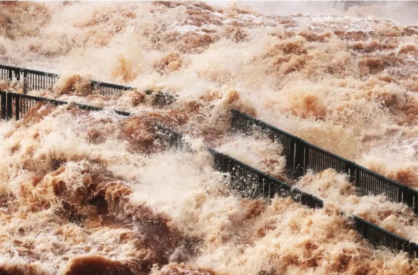 Cierran cataratas del Iguazú por alertas de crecidas en Argentina debido al El Niño
