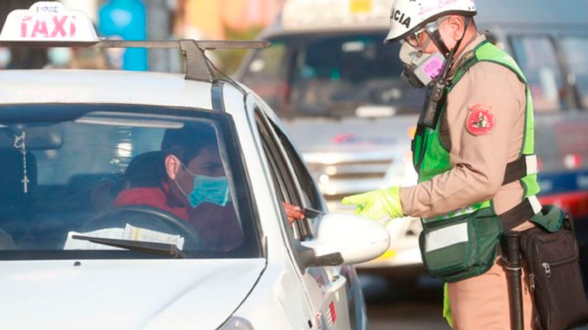Mañana viernes 26, día no laborable, se entregarán licencias de conducir en Lima.| Foto: Andina