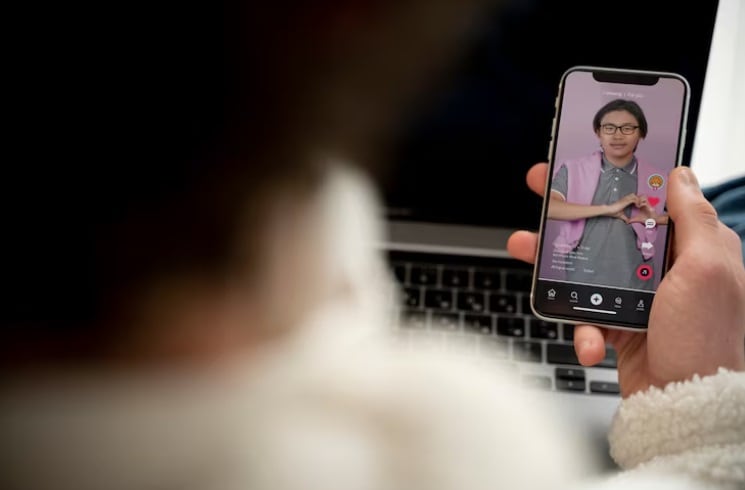 IA crea imágenes falsas. (Foto referencial: Freepik)