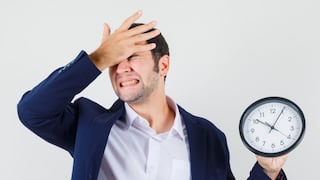 ¿Te vas antes de tu hora de salida? Esto puede ser causal de despido