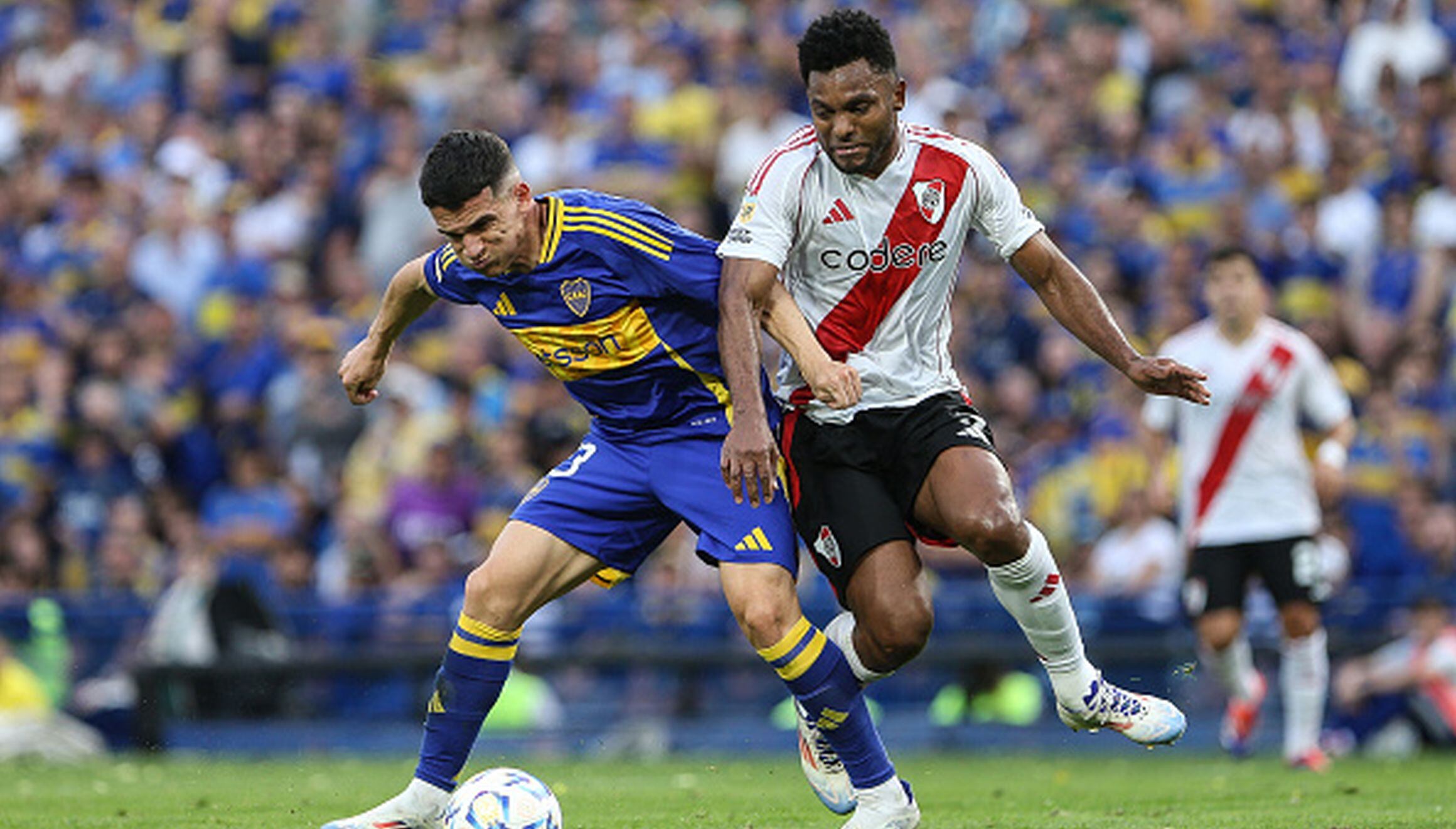 River Plate y Boca Juniors juegan este domingo 27 de abril en el Monumental de Buenos Aires en una edición más del Superclásico de Argentina. (Foto: Getty Images)
