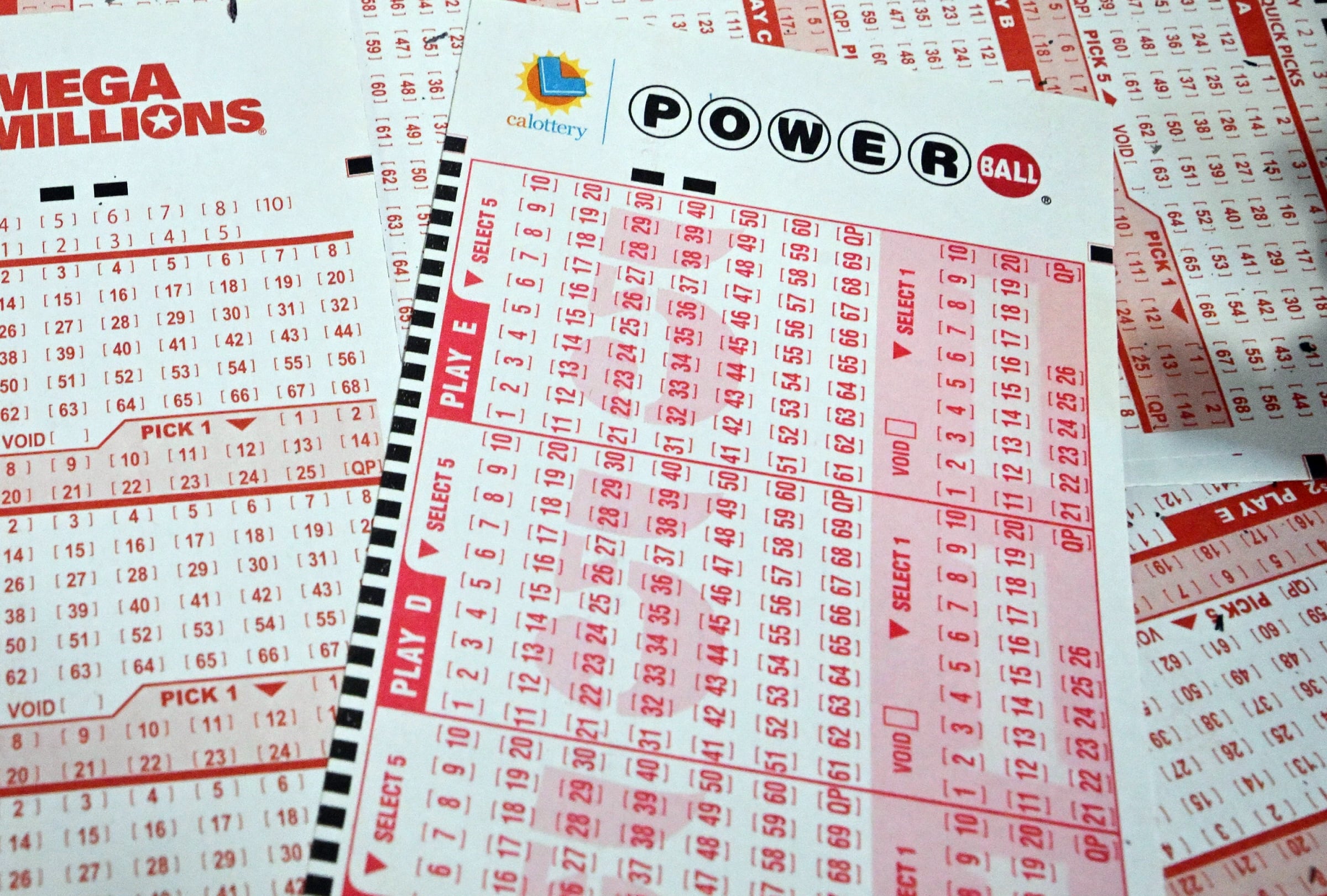 MIAMI, FLORIDA (ESTADOS UNIDOS), 22/12/2025.- ¿Quién ganó el Powerball del lunes 22 de diciembre? Resultados y números ganadores en vivo y en directo desde Florida. FOTO DE FREDERIC J. BROWN PARA AFP