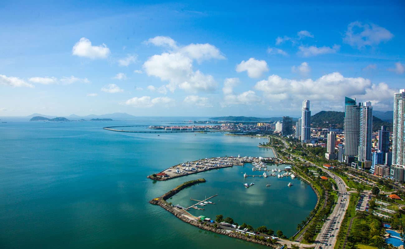 Este país ubicado en Centro América cuenta con bosques tropicales y playas caribeñas de ensueño. Entre sus atractivos más visitados son el Canal de Panamá, Bocas del Toro, Chiriquí, Veraguas y Colón. ¿Cuánto está el pasaje de Lima a Panamá? En la página de Despegar encontrarás vuelos de ida y vuelta a 448 dólares, incluye impuestos, tasas y cargos. La fecha que estamos tomando para este ejercicio es del 15 de agosto al 20 de agosto. (Foto: Shutterstock)