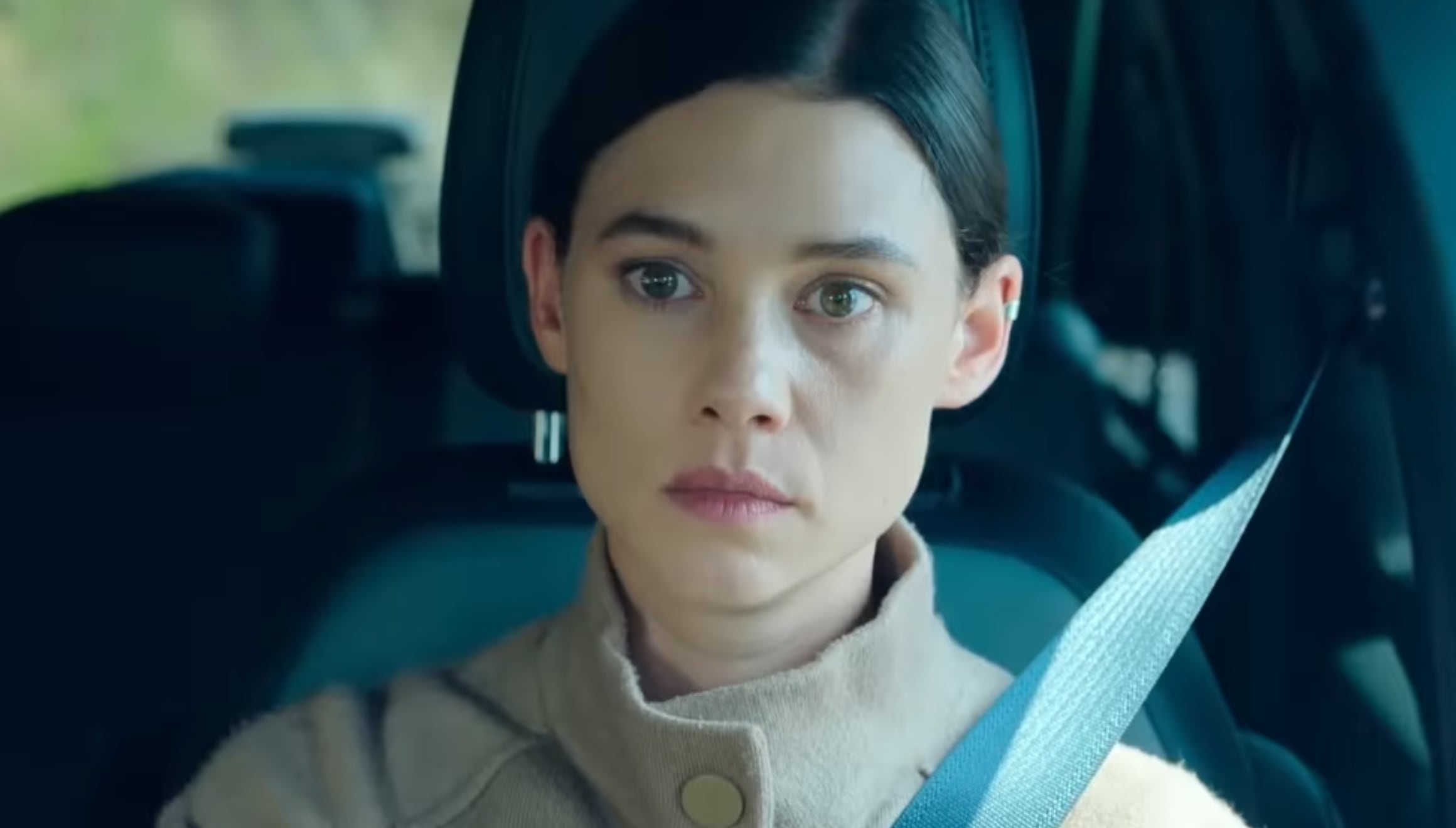 Astrid Bergès-Frisbey como María en una escena de la serie mexicana "Futuro desierto" (Foto: Netflix)