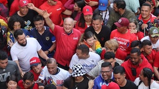 El chavismo celebra la controvertida reelección de Maduro tras un mes de los comicios