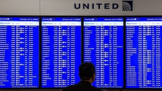 United Airlines se recupera tras recibir apoyo de Warren Buffett