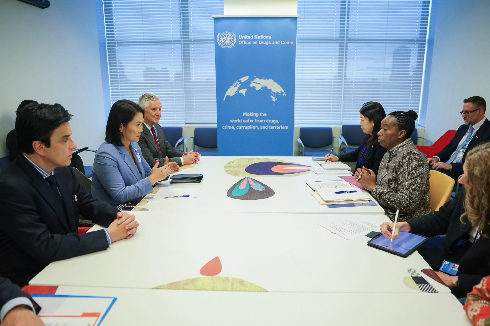 Keiko Fujimori inició su agenda en Nueva York con reuniones con la UNODC y el presidente Luis Abinader sobre seguridad, crimen transnacional, cooperación e intercambio comercial. Foto: Presidencia