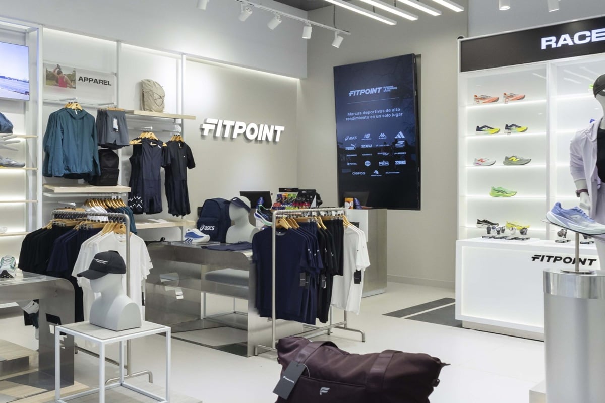 La compañía retomará su expansión desde el 2027 con la apertura de entre una y dos tiendas por año, priorizando un crecimiento selectivo en distritos y ciudades donde aún no tiene presencia. (Foto: Fitpoint Perú)