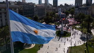 Argentina desregula los precios de la telefonía móvil, internet y TV por cable